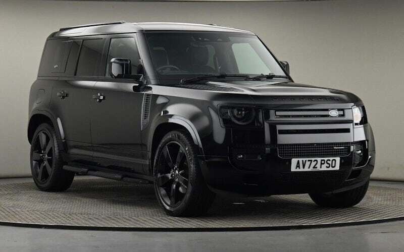 Used 2025 Land Rover Defender SE Dynamic SUV | £49,900 (Super price) - Image 1/4