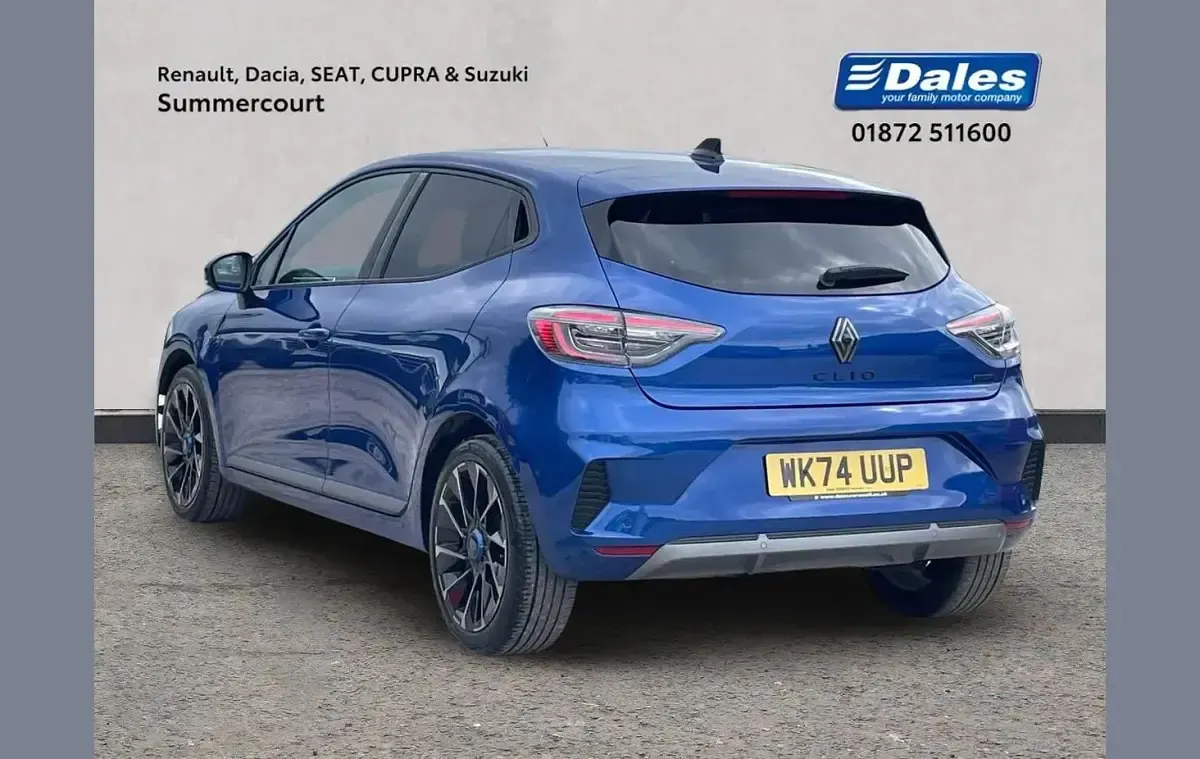 Used Renault Clio V Esprit Alpine 140 HP (102 kW) 2024 Blue Hatchback