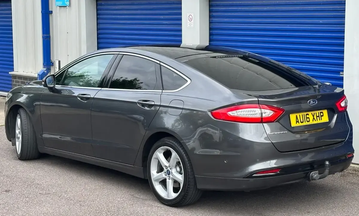 Used Ford Mondeo Titanium 150 HP (110 kW) 2016 Grey Hatchback