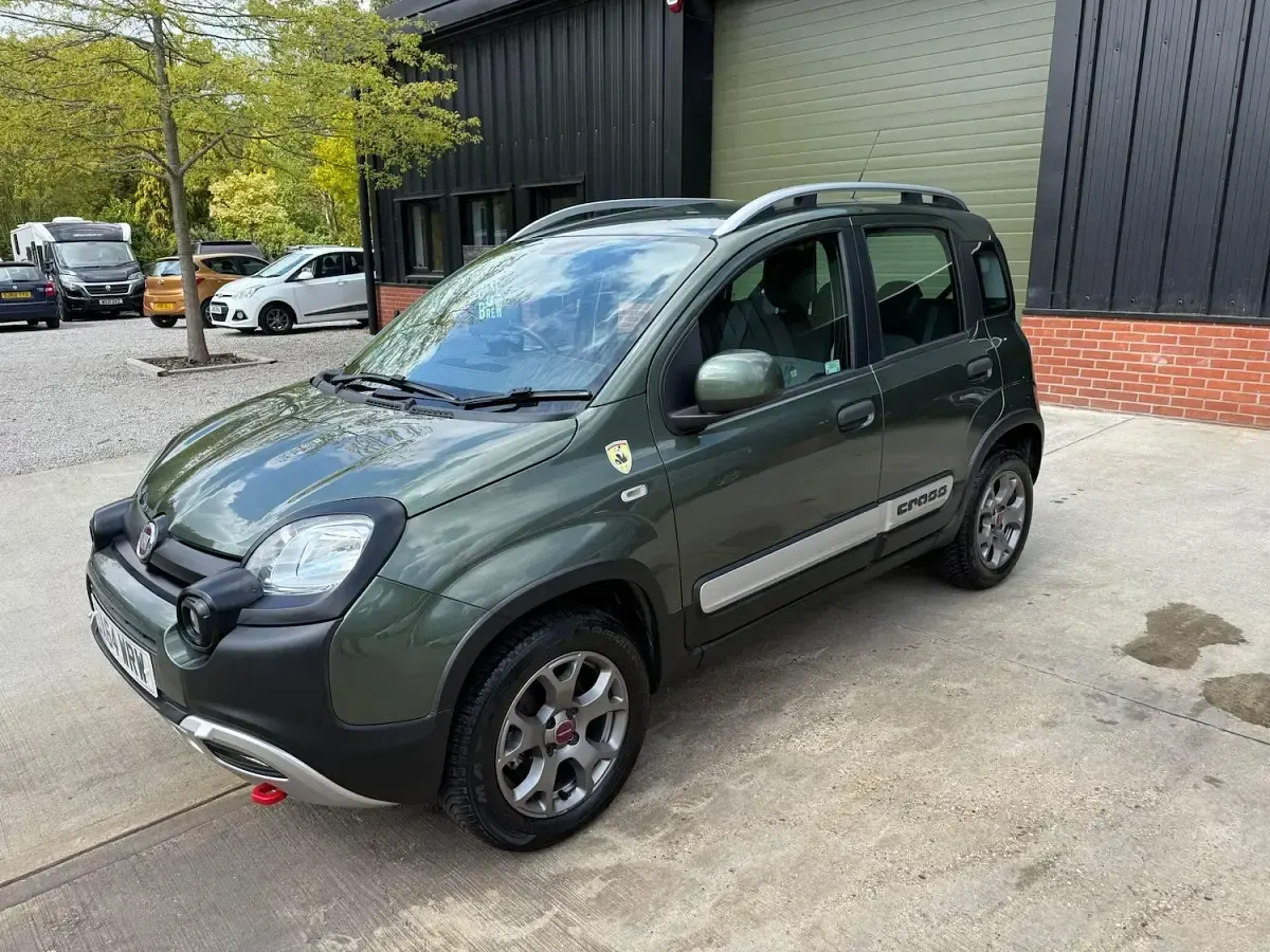 Used Fiat Panda Cross Cross 90 HP (66 kW) 2014 Green Hatchback