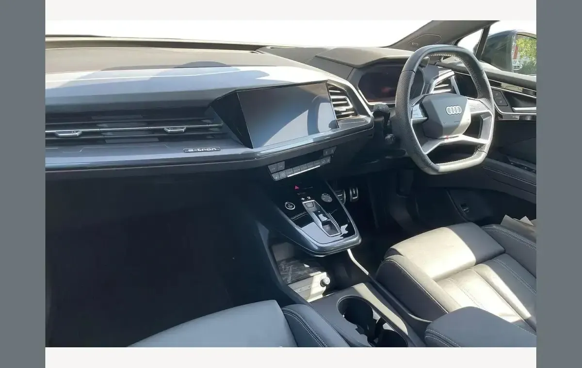 Used Audi Q4 e-tron Black Edition 250 kW (340 HP) 2024 Grey SUV
