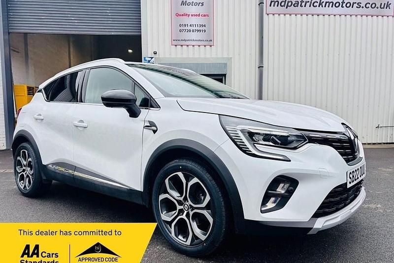 White Used 2022 Renault Captur SE SUV | £14,495 (Fair price) - Image 1/1