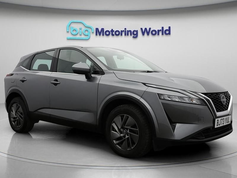 Grey Used 2023 Nissan Qashqai Acenta Premium SUV | £16,800 (Good price) - Image 1/4