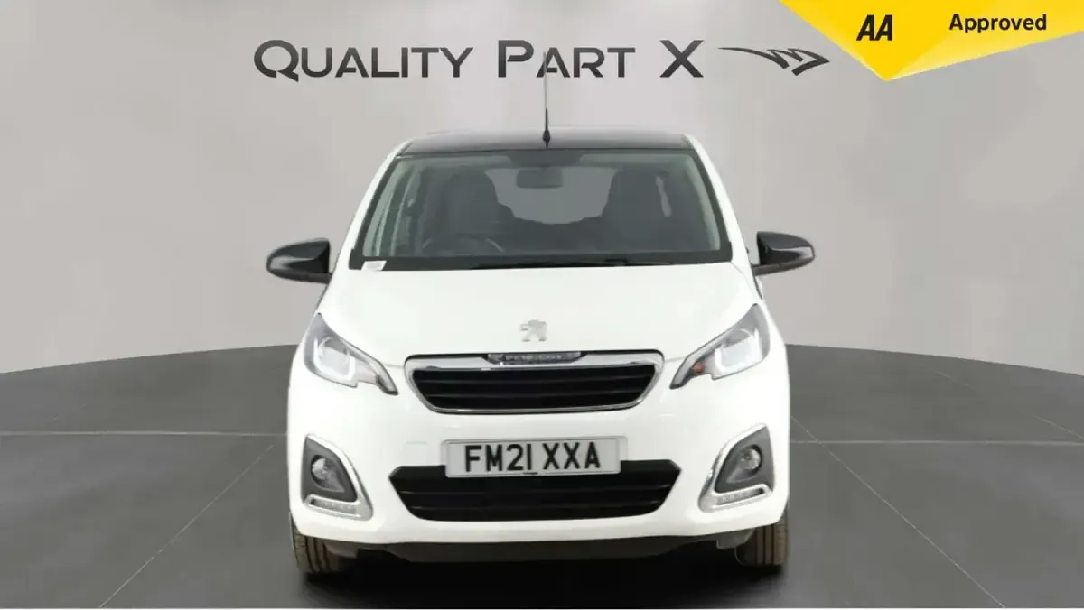 Used Peugeot 108 Allure 72 HP (52 kW) 2021 White Hatchback