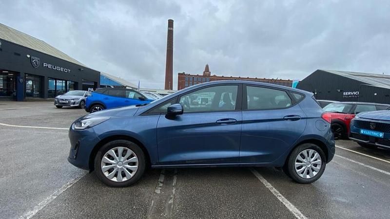Used Ford Fiesta Trend 99 HP (72 kW) 2022 Blue Hatchback