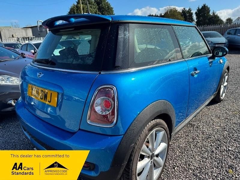 Begagnad Mini Cooper S 184 HK (135 kW) 2011 Blå Halvkombi