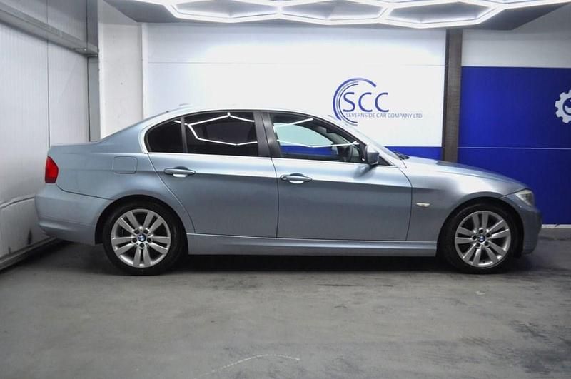 Used BMW 325 Sport Line 197 HP (144 kW) 2009 Blue Sedan
