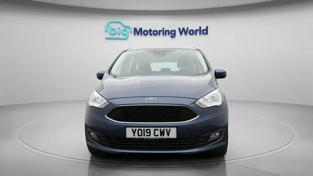 Używany Ford C-MAX Zetec 120 KM (88 kW) 2019 Niebieski Minivan