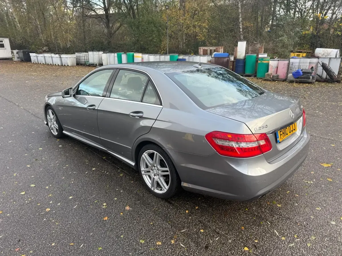 Used Mercedes E250 2010 Silver Sedan