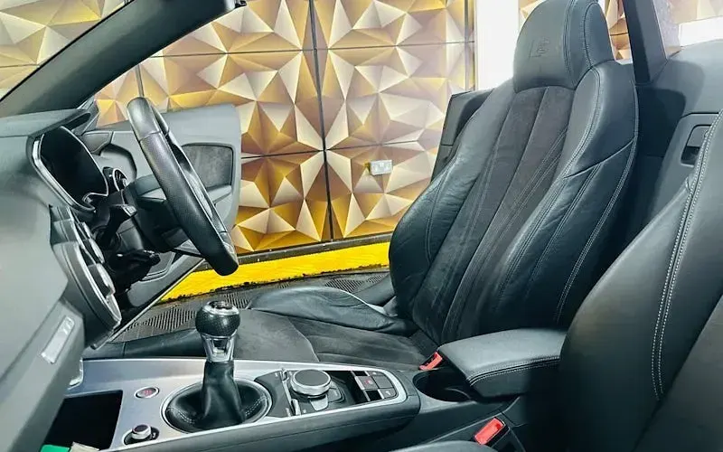 Używany Audi TT Roadster Black Edition 230 KM (169 kW) 2017 Czarny Kabriolet