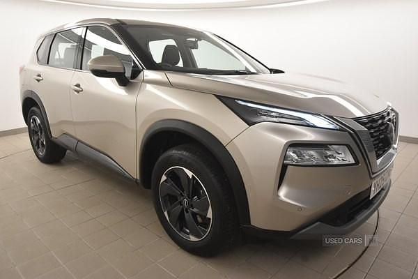 New Nissan X-Trail Acenta Premium 163 HP (119 kW) 2025 Silver SUV