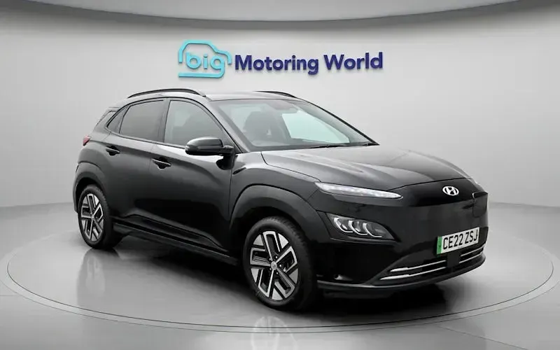 Used Hyundai Kona Premium 150 kW (204 HP) 2022 Black SUV