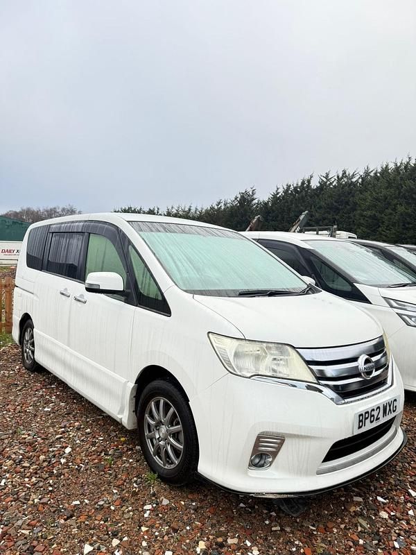 Used Nissan Serena 2013 White MPV