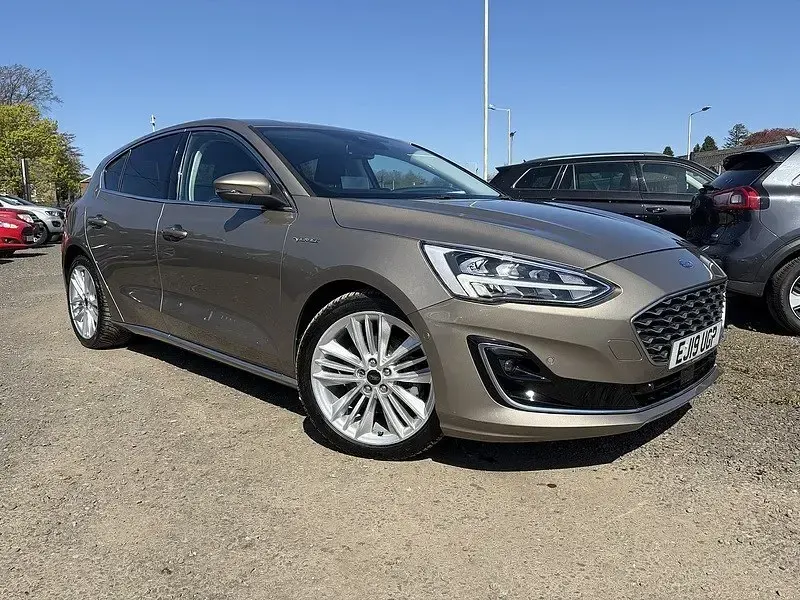 Begagnad Ford Focus 2019 Silver Halvkombi