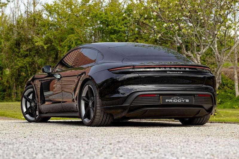 Used Porsche Taycan Performance Package 319 kW (435 HP) 2021 Black Sedan