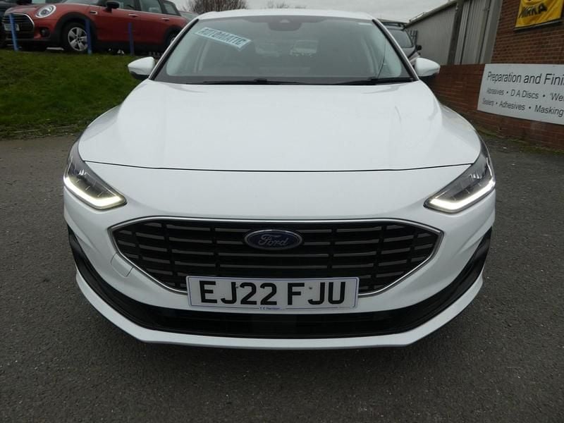 Used Ford Focus Titanium 2022 White Hatchback