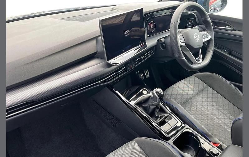 Used VW Golf VIII R-line 150 HP (110 kW) 2025 Blue Hatchback