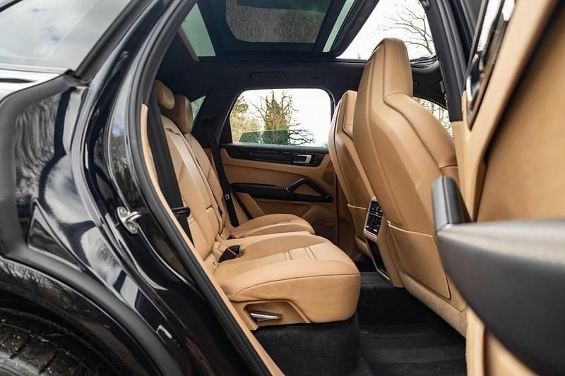 Used Porsche Cayenne 340 HP (250 kW) 2019 Black SUV