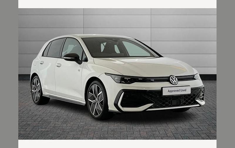 Used VW Golf VIII Black Edition 150 HP (110 kW) 2025 White Hatchback