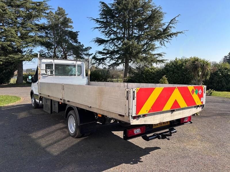 Usado Ford Transit 130 HP (95 kW) 2021 Branco