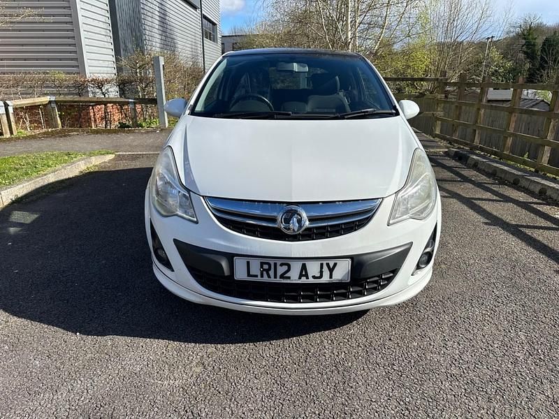 Used Vauxhall Corsa Edition 2012 White Hatchback