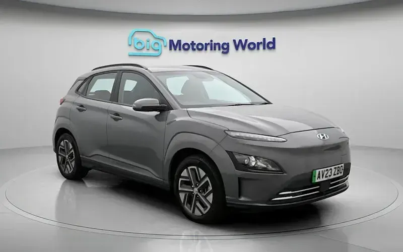 Used Hyundai Kona SE 100 kW (136 HP) 2022 Grey SUV