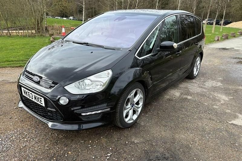 Used Ford Grand C-Max Zetec 120 HP (88 kW) 2017 Blue MPV