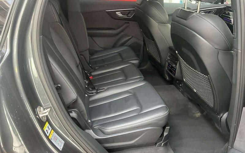 Used Audi Q7 Black Edition 340 HP (250 kW) 2024 Grey SUV