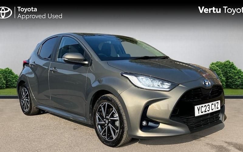 Used Toyota Yaris Hybrid Design 116 HP (85 kW) 2026 Hatchback