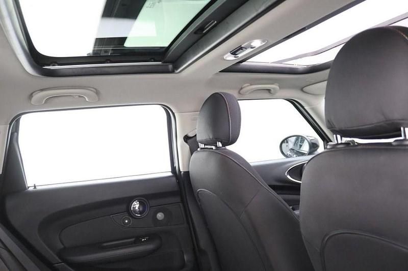 Used Mini Cooper Clubman Classic 136 HP (100 kW) 2022 Black Estate