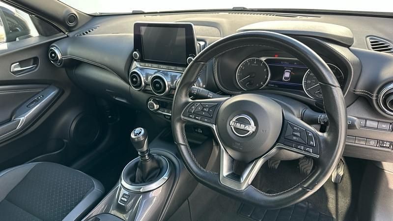 Used Nissan Juke N-Connecta 114 HP (83 kW) 2024 Black SUV