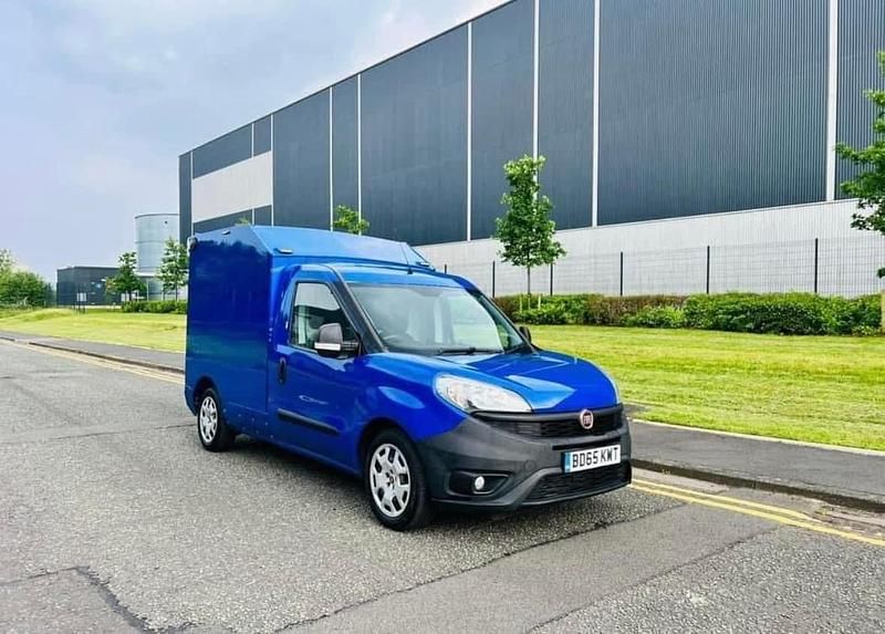Blue Used 2016 Fiat Doblò MPV | £3,990 (Super price) - Image 1/4