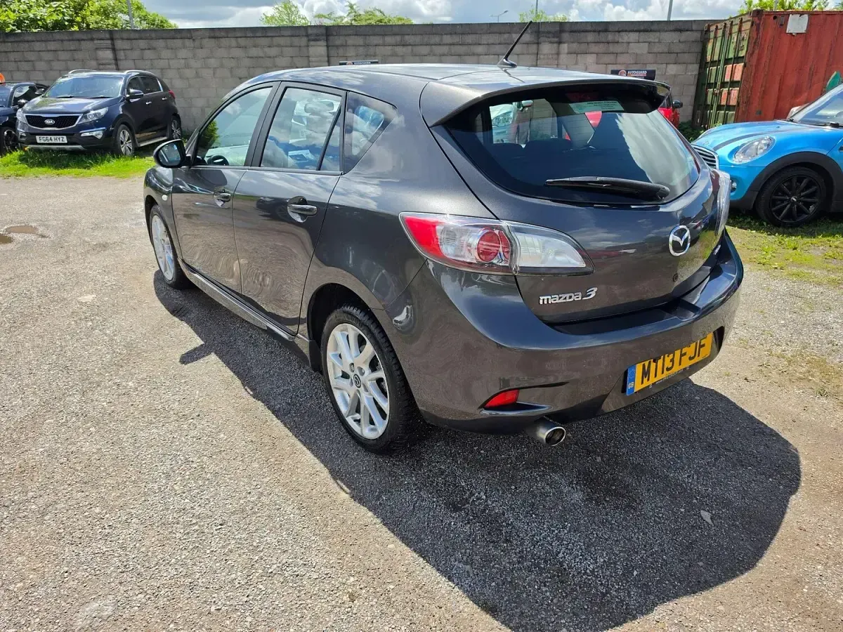 Used Mazda 3 105 HP (77 kW) 2013 Grey Hatchback
