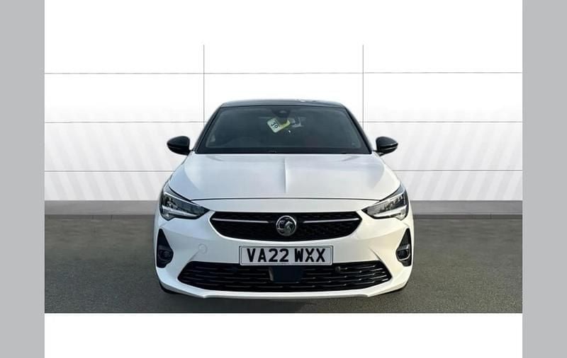 Used Vauxhall Corsa Edition 131 HP (96 kW) 2022 White Hatchback