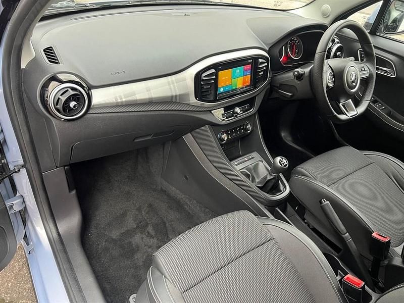 Used MG MG3 Exclusive 2024 Silver Hatchback