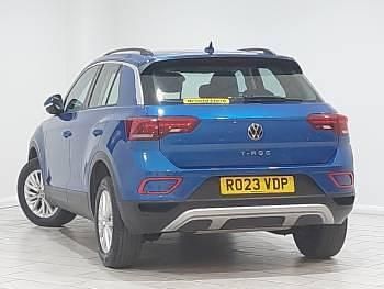 Used VW T-Roc Life 150 HP (110 kW) 2023 Blue SUV