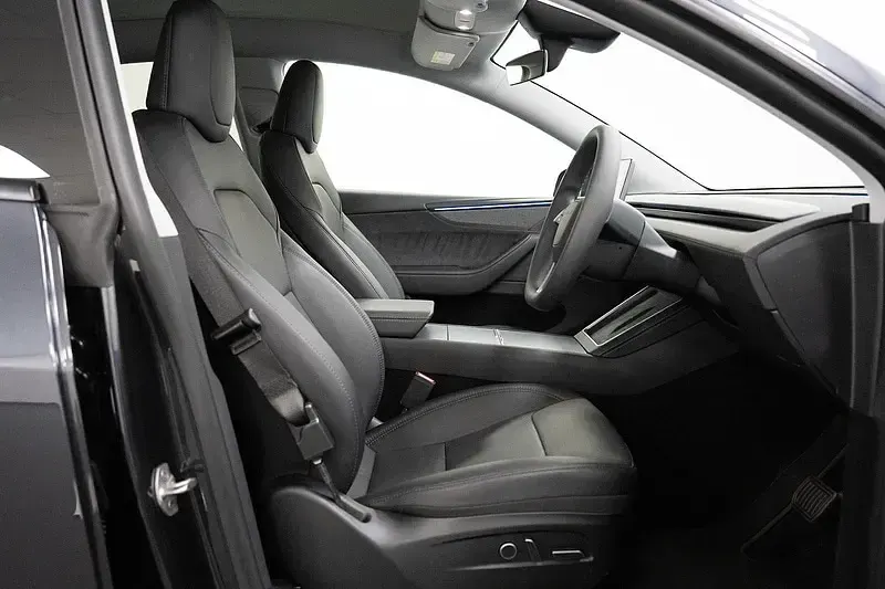 Used Tesla Model Y Long Range AWD 378 kW (514 HP) 2025 Grey SUV