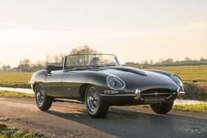 Used Jaguar E-Type 269 HP (197 kW) 1961 Others Cabriolet