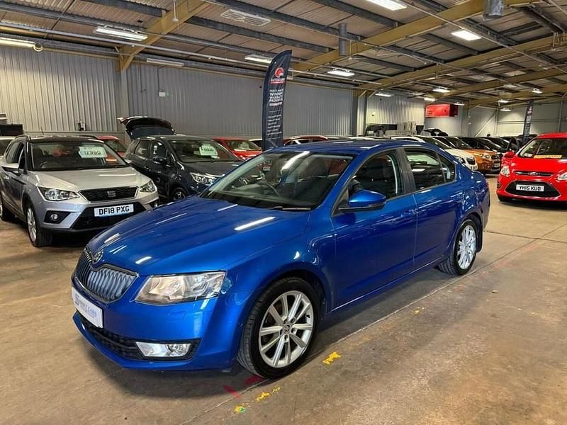 Used Skoda Octavia SE L 110 HP (80 kW) 2015 Blue Hatchback