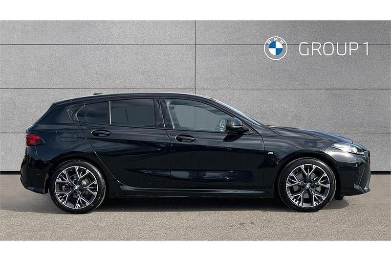 Used BMW 120 M Sport 156 HP (114 kW) 2025 Black sapphire metallic paint Hatchback