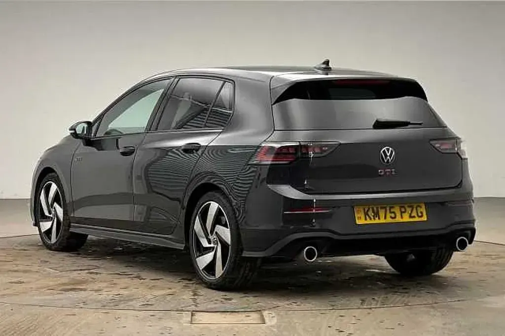 New VW Golf VIII 265 HP (194 kW) 2025