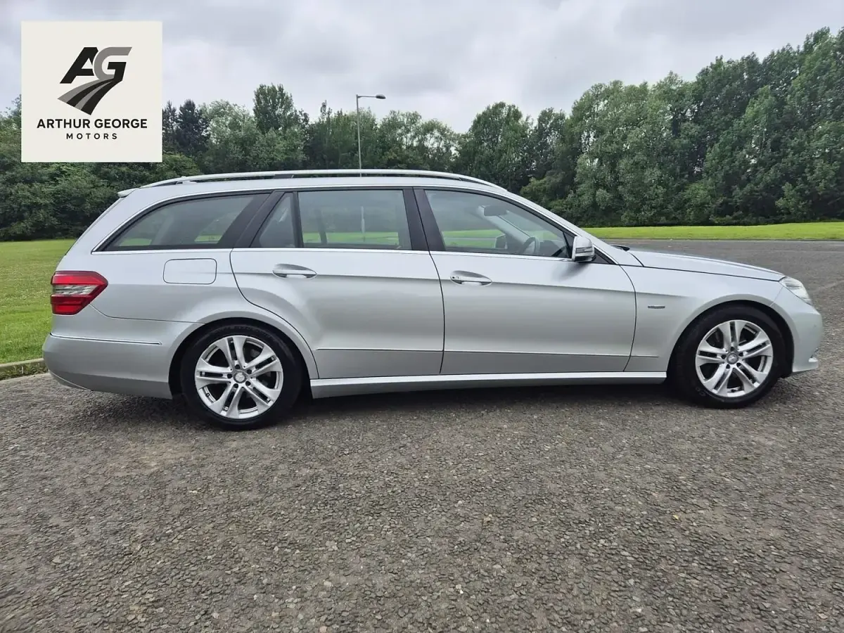 Used Mercedes E250 Avantgarde 201 HP (147 kW) 2012 Silver Estate