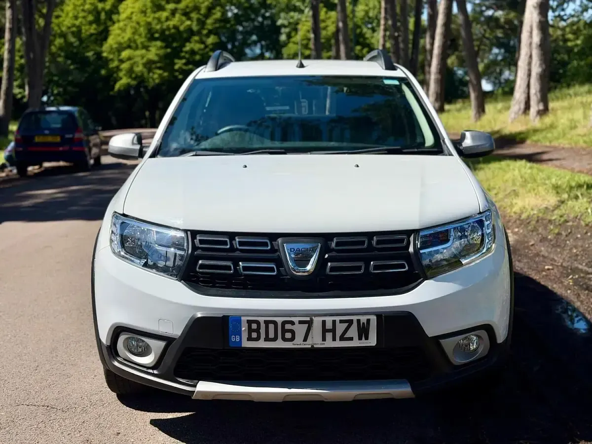Used Dacia Sandero Ambiance 2017 White Hatchback