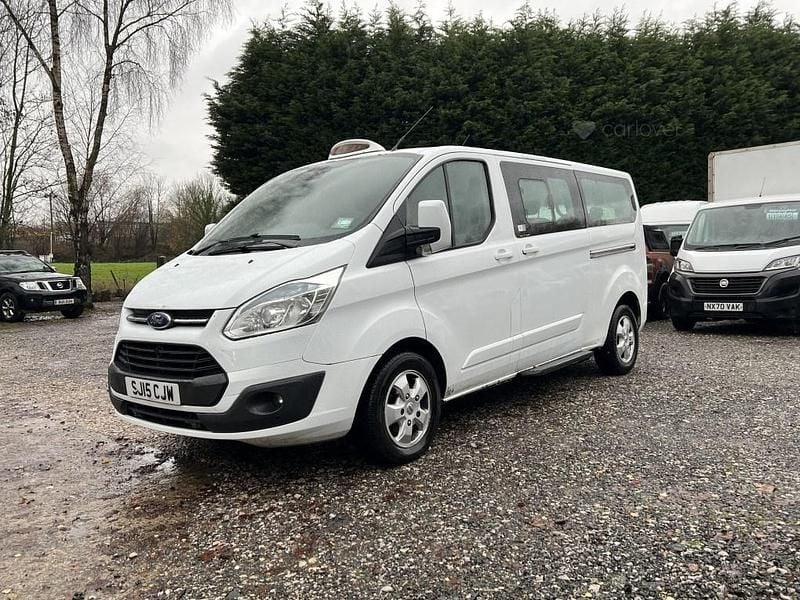 Used Ford Tourneo Custom 125 HP (91 kW) 2015 White Van