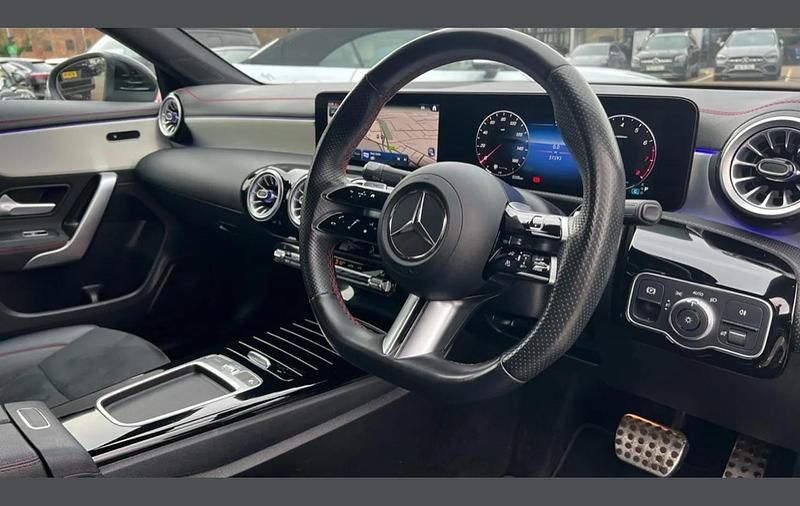 Used Mercedes CLA180 Executive 134 HP (98 kW) 2023 Black Sedan