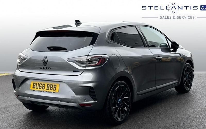 Used Renault Clio V Esprit Alpine 143 HP (105 kW) 2024 Grey Hatchback