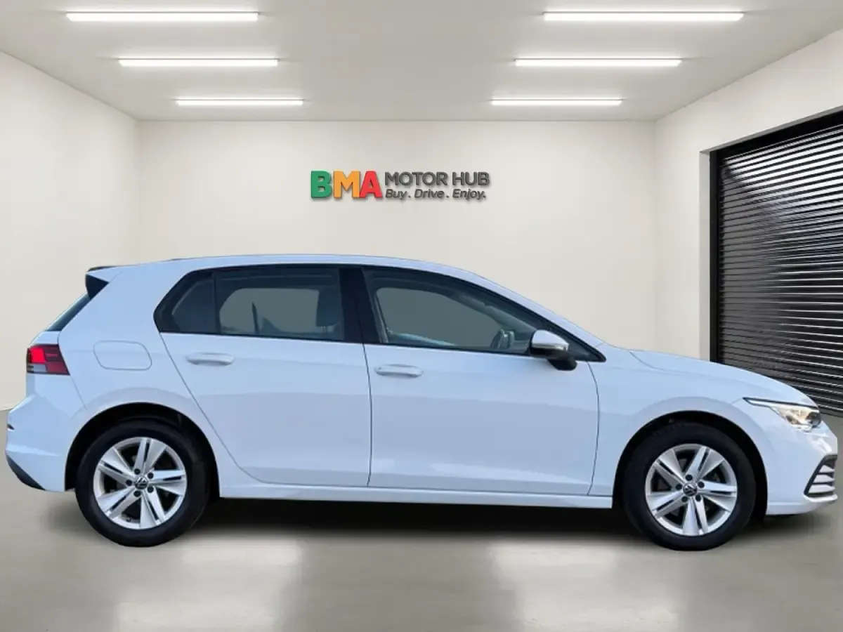Used VW Golf VIII S 2022 White Hatchback