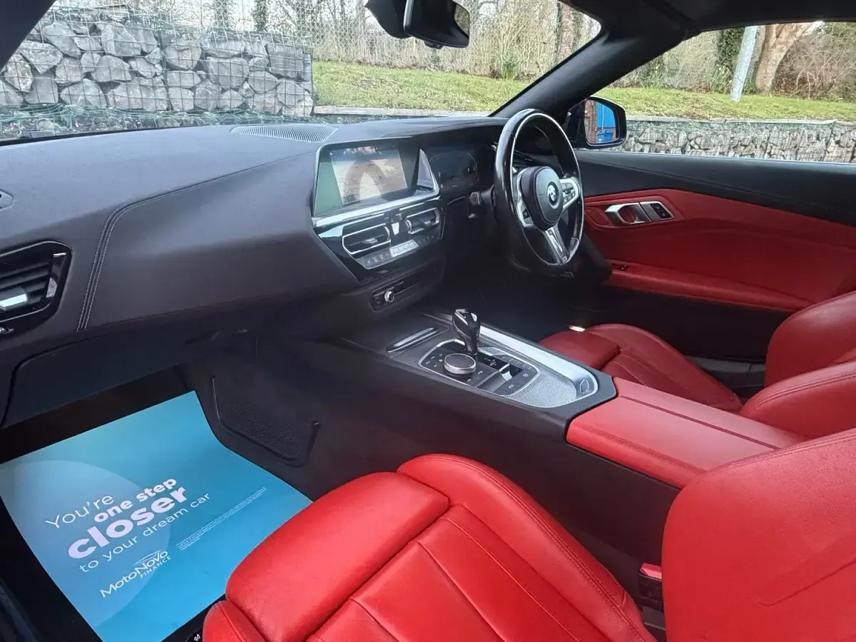 Begagnad BMW Z4 M Sport 197 HK (144 kW) 2021 Svart Cab