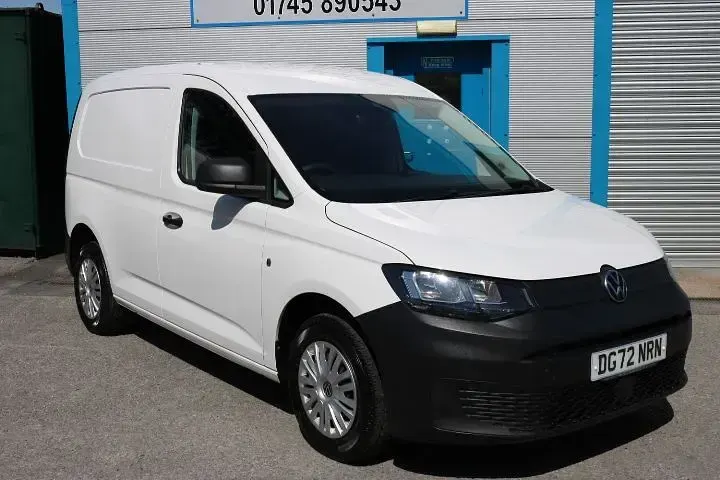 Used VW Caddy 102 HP (75 kW) 2022 White MPV