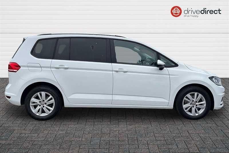 Used VW Touran Family 150 HP (110 kW) 2020 White MPV